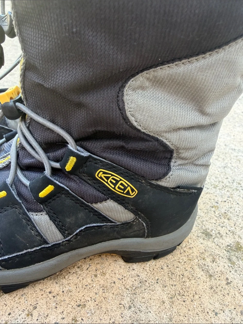KEEN Unisex Kids Winterport Neo Boot Waterproof Black/Grey/Yellow Size 1